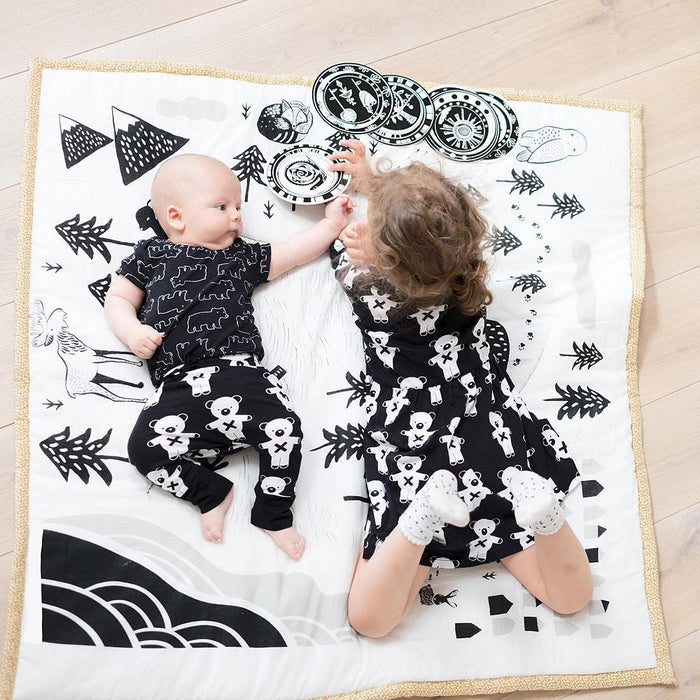 Wee Gallery Organic Explore Playmat
