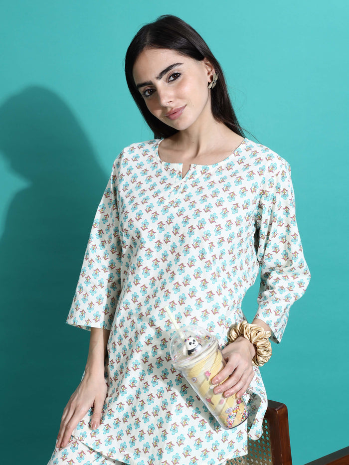 Relaxed Fit White Blue Cotton Pajama Set for Women